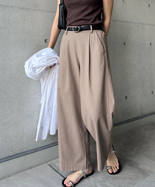 andme（アンドミー）の「リネンブレンドタックワイドパンツ（その他パンツ・レディース・ベージュ/ライトカーキ/グレー系その他/キナリ/ブラック/ブラウン/レッド/イエロー・L/M/S/XL/XXL）」の4枚目の写真
