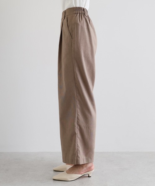 andme（アンドミー）の「リネンブレンドタックワイドパンツ（その他パンツ・レディース・ベージュ/ライトカーキ/グレー系その他/キナリ/ブラック/ブラウン/レッド/イエロー・L/M/S/XL/XXL）」の10枚目の写真