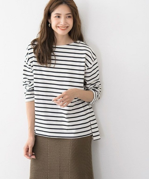 Pierrot（ピエロ）の「ミニ裏毛オーバートップス（Tシャツ/カットソー・レディース・ホワイト×ブラック/ブラック×ホワイト/ホワイト系その他・L/M）」の21枚目の写真