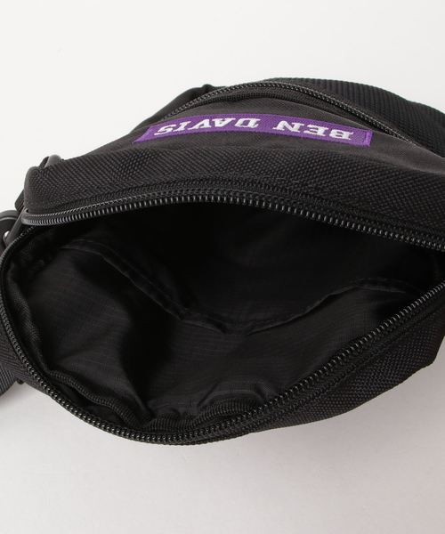 BEN DAVIS（ベンデイビス）の「《BEN DAVIS》VERTICAL SHOULDER（ショルダーバッグ・メンズ・ブラック×ブラック/ブラック×パープル/ブラック×レッド/ブラック×イエロー・FREE）」の6枚目の写真