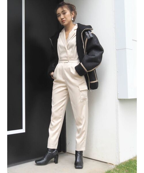 EVRIS（エヴリス）の「SATIN TAILOR ジャンプスーツ（つなぎ