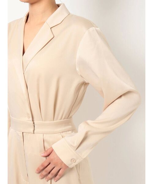 EVRIS（エヴリス）の「SATIN TAILOR ジャンプスーツ（つなぎ