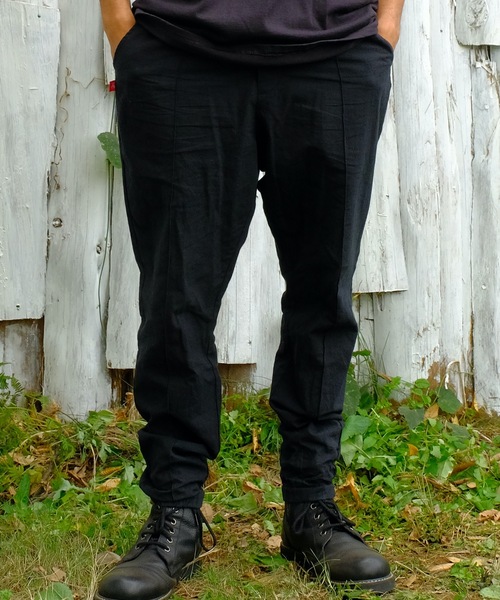 VIRGOwearworks（ヴァルゴウェアワークス）の「Relaxed uniform jogger pants（スラックス・メンズ・チャコールグレー/ブラック/ベージュ・2/4/3）」の3枚目の写真