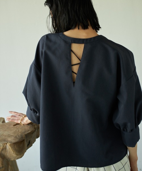 VACANCY（ヴァカンシー）の「2wayハーフスリーブブラウス（シャツ/ブラウス・レディース・ホワイト/ネイビー/グリーン/ブラウン・FREE）」の21枚目の写真
