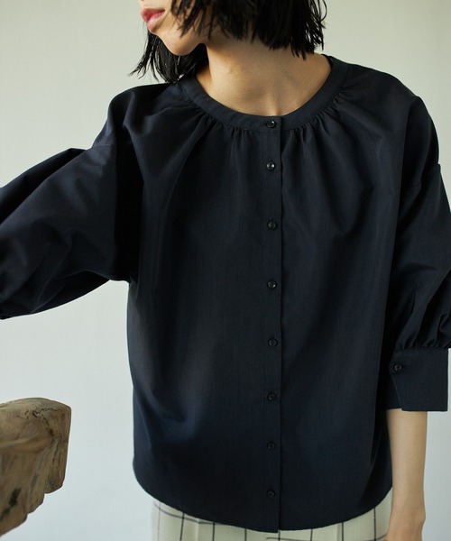 VACANCY（ヴァカンシー）の「2wayハーフスリーブブラウス（シャツ/ブラウス・レディース・ホワイト/ネイビー/グリーン/ブラウン・FREE）」の14枚目の写真