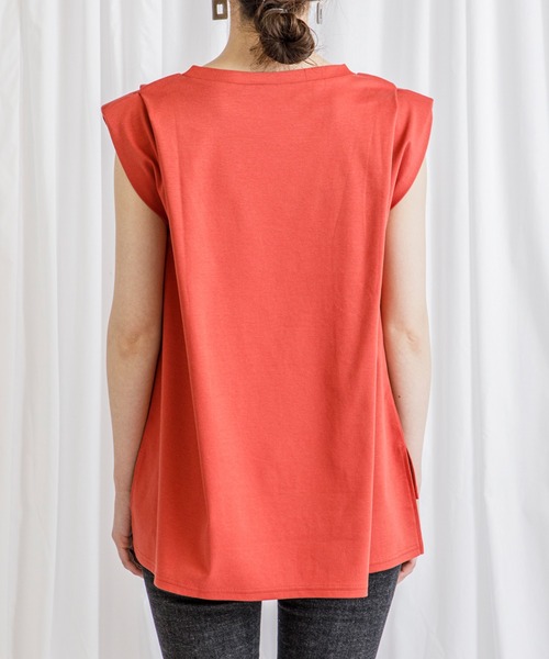 Emma Taylor（エマテイラー）の「パワーショルダートップス（Tシャツ/カットソー・レディース・ブラック/オフホワイト/オレンジ/モカ/ラベンダー・FREE）」の18枚目の写真