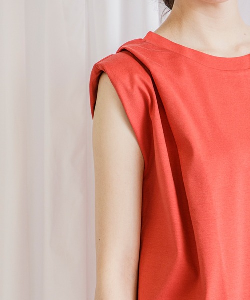 Emma Taylor（エマテイラー）の「パワーショルダートップス（Tシャツ/カットソー・レディース・ブラック/オフホワイト/オレンジ/モカ/ラベンダー・FREE）」の11枚目の写真