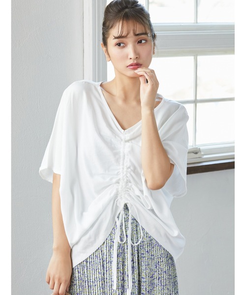 fifth（フィフス）の「フロントドロストVネックプルオーバー（Tシャツ/カットソー・レディース・ホワイト/ブラック・MEDIUM）」の2枚目の写真