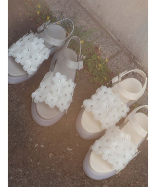 merry jenny（メリージェニー）の「おはないっぱいサンダル（サンダル・レディース・ライトブルー/ピンク/アイボリー・MEDIUM/LARGE）」の13枚目の写真