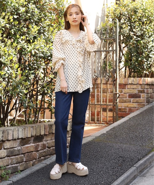 one after another NICE CLAUP（ワンアフターアナザーナイスクラップ）の「楊柳フリルブラウス（シャツ/ブラウス・レディース・オフホワイト/ベージュ/ドット・FREE）」の12枚目の写真