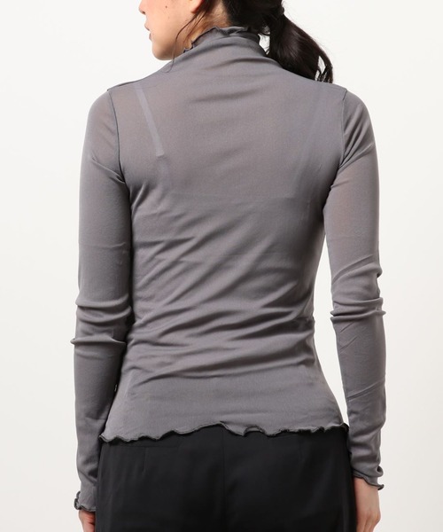 SPINNS(スピンズ)の「シアーメロウタートルネックカットソー(Tシャツ/カットソー・レディース・ブラック/グレー/グリーン系その他/オレンジ/アイボリー・ONESIZE)」の18枚目の写真