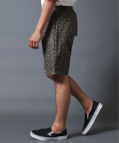 THE TWENTYSEVEN(ザ トゥエンティーセブン)の「The TWENTYSEVEN:LEOPARD EASY SHORTS レオパード イージーショーツ(チノパンツ・メンズ・チャコールグレー/ベージュ・S/M/L)」の17枚目の写真