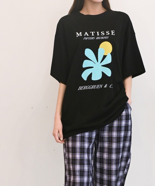 me+em select（ミームセレクト）の「MATISSE art Tシャツ（Tシャツ/カットソー・レディース・ブラック/ブルー/アイボリー/クリーム・FREE）」の16枚目の写真