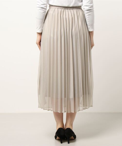 Te chichi TERRASSE(テチチテラス)の「シアープリーツスカート(スカート・レディース・グレー/チャコール/パープル・フリ-)」の4枚目の写真