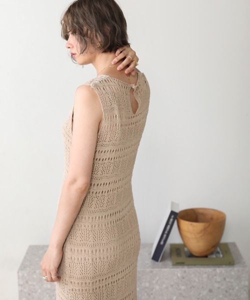 Bab（バブ）の「【WEB限定】クロシェニットロングワンピース（ワンピース・レディース・ブラック/ベージュ・FREE）」の13枚目の写真
