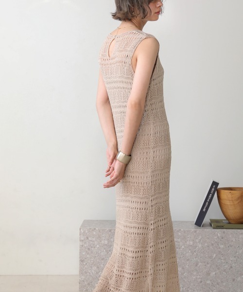 Bab（バブ）の「【WEB限定】クロシェニットロングワンピース（ワンピース・レディース・ブラック/ベージュ・FREE）」の14枚目の写真