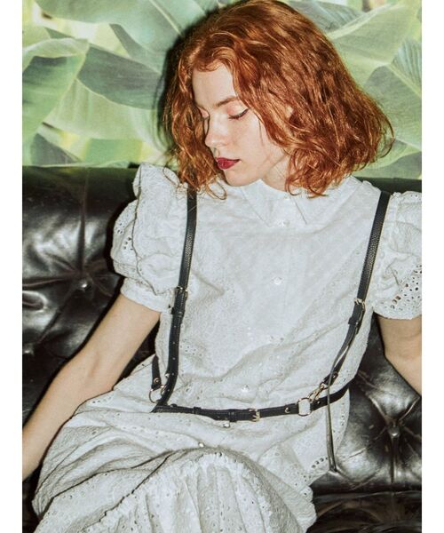 jouetie（ジュエティ）の「フリルショルダーコットンワンピース（ワンピース・レディース・オフホワイト/ブラック/グリーン・MEDIUM）」の14枚目の写真