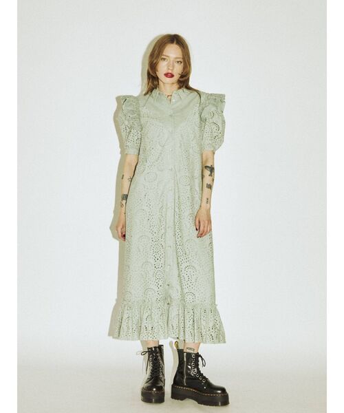 jouetie（ジュエティ）の「フリルショルダーコットンワンピース（ワンピース・レディース・オフホワイト/ブラック/グリーン・MEDIUM）」の17枚目の写真