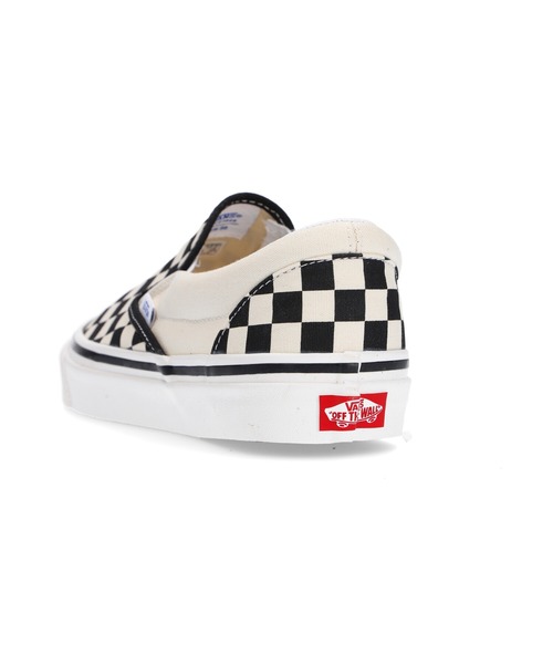 VANS(バンズ)の「VANS CLASSIC SLIP-ON 98 DX VN0A3JEXPU1(スリッポン・メンズ・マルチ・26cm/26.5cm/27cm/27.5cm/28cm)」の6枚目の写真