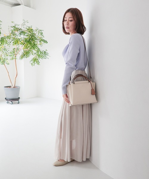 MIAN (ミアン)の「【新色追加 / ドラマ着用】LILY / 2wayハンドバッグ(ハンドバッグ・レディース・モカ/ピンク/ブラウン/ブラック/グレー/ブルーグリーン/ブラック系その他/ライトベージュ/グレー系その他/アイボリー/ブルー/ダークブラウン・FREE)」の22枚目の写真