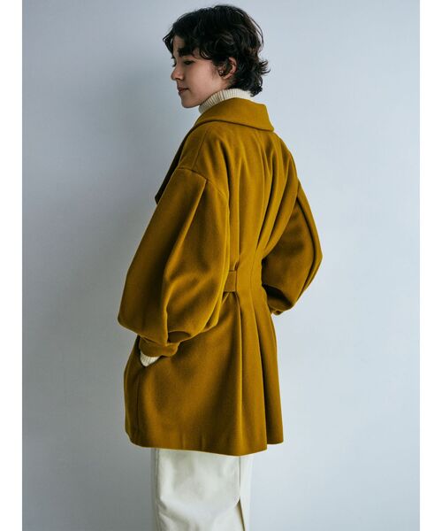 LAGUNAMOON（ラグナムーン）の「バックタックボリュームスリーブコート（その他アウター・レディース・ベージュ/マスタード/バイオレット・FREE）」の16枚目の写真