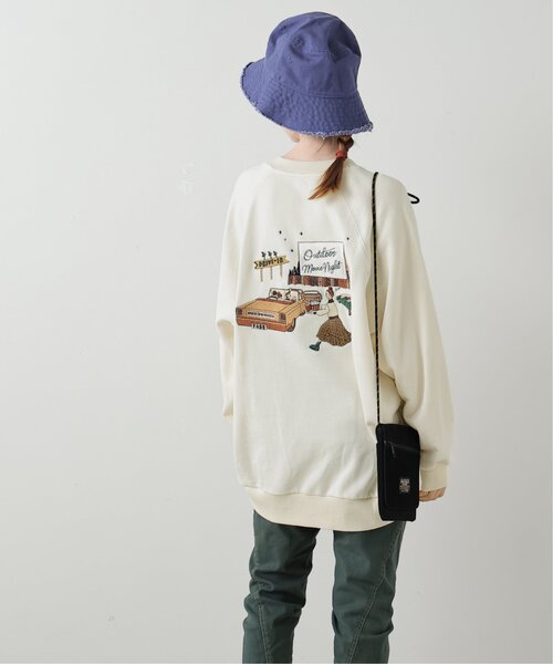 DOUBLE NAME（ダブルネーム）の「OutdoorMovie Night BACK刺繍プルオーバー（Tシャツ/カットソー・レディース・ネイビー/レッド/グリーン/キナリ・FREE）」の2枚目の写真