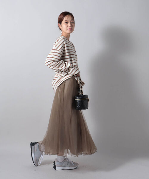 fredy couleur（フレディクルール）の「チュールギャザースカート（スカート・レディース・チャコールグレー/ブラウン・38）」の5枚目の写真