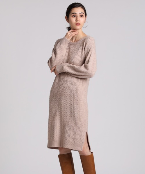 CLEARIMPRESSION （クリアインプレッション）の「ケーブルニットワンピース（ワンピース・レディース・オフホワイト/カーキ/サンドグレー・フリー）」の3枚目の写真