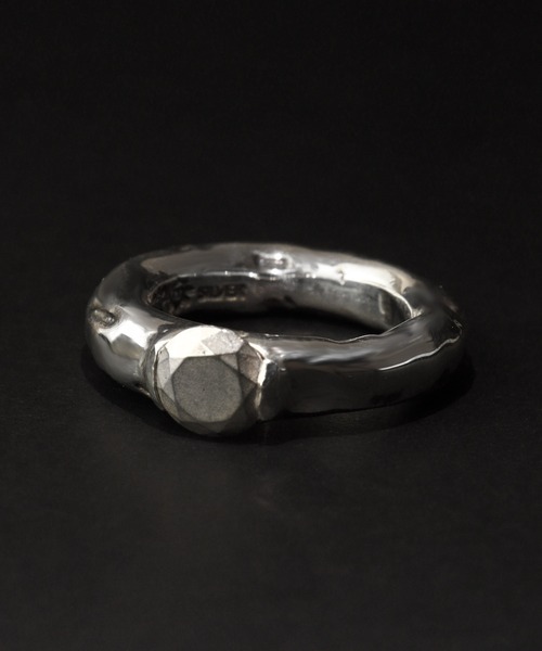 e.m.（イーエム）の「メタルジルコニアリング（リング・レディース・シルバー・#17/#9/#11/#15/#19/#13）」の18枚目の写真