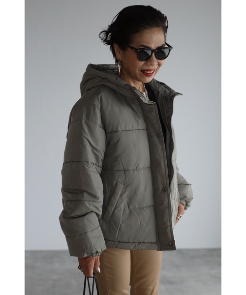 Bonjour Sagan(ボンジュールサガン)の「中綿ダウンジャケット(ダウンジャケット/コート・レディース・ブラック/アイボリー/ライトカーキ・FREE)」の3枚目の写真