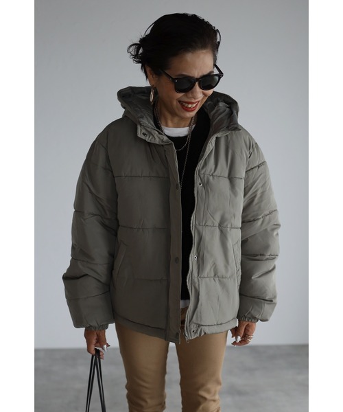 Bonjour Sagan(ボンジュールサガン)の「中綿ダウンジャケット(ダウンジャケット/コート・レディース・ブラック/アイボリー/ライトカーキ・FREE)」の6枚目の写真