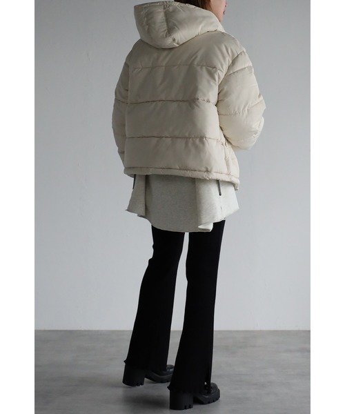 Bonjour Sagan(ボンジュールサガン)の「中綿ダウンジャケット(ダウンジャケット/コート・レディース・ブラック/アイボリー/ライトカーキ・FREE)」の5枚目の写真