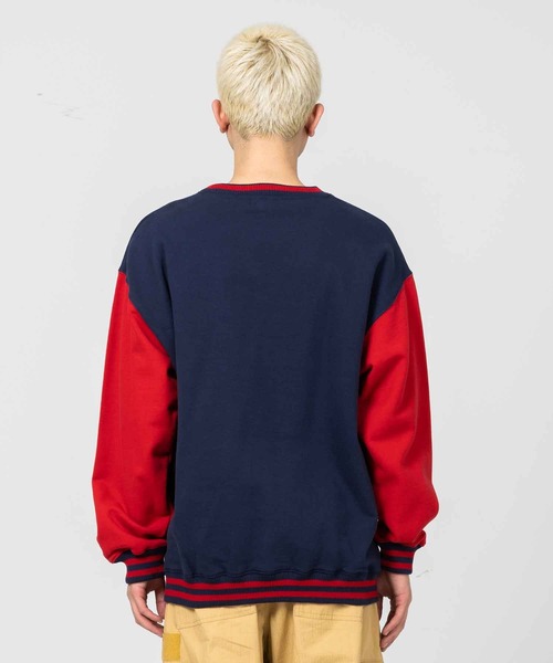 XLARGE（エクストララージ）の「2TONE CREWNECK SWEAT（スウェット・メンズ・ライトブルー/ネイビー/グリーン・S/M/L/XL）」の5枚目の写真