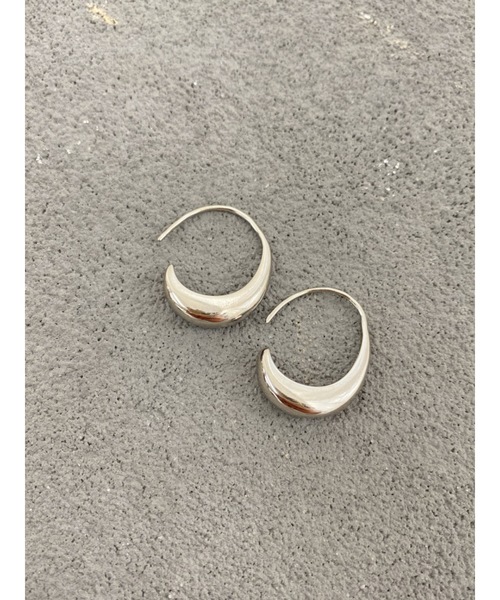 JUMELLE（ジュメロ）の「フックピアス（ピアス（両耳用）・レディース・シルバー/ゴールド・FREE）」の3枚目の写真