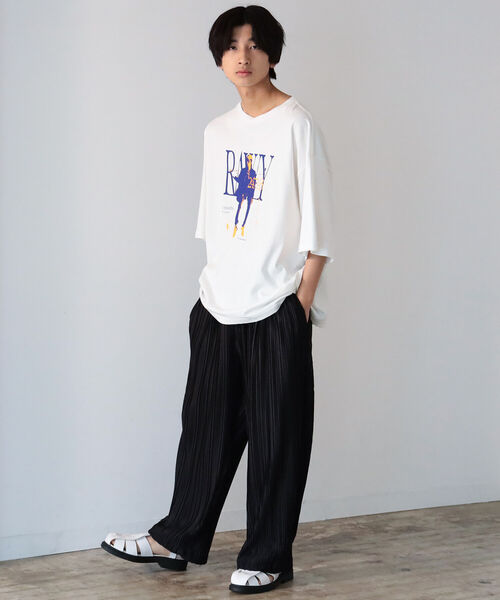 BeAMS DOT（ビームスドット）の「【WEB限定】BeAMS DOT / フォト プリントTシャツ（Tシャツ/カットソー・メンズ・ホワイト・MEDIUM/LARGE）」の5枚目の写真