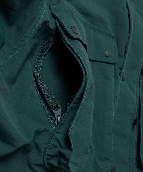 DAIWA PIER39（ダイワピア39）の「DAIWA PIER39 Tech Hiker Mountain Parka ダイワ ピア39（その他アウター・メンズ・グリーン/ネイビー/ブルー・MEDIUM/SMALL/LARGE）」の7枚目の写真