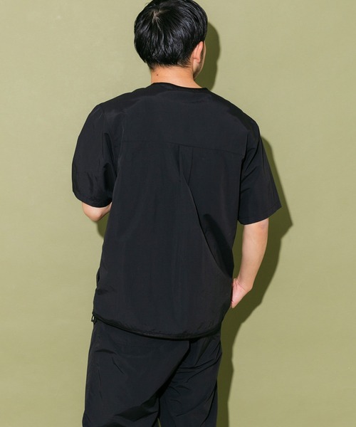 EKAL（エカル）の「『別注』BURLAP OUTFITTER×EKAL　サプレックスナイロンSSプルオーバー（Tシャツ/カットソー・メンズ・ブラック/グレー・MEDIUM/LARGE）」の8枚目の写真