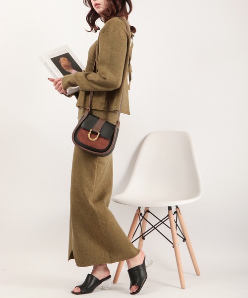 EACH.(イーチ)の「EACH 2wayバックリボンプルオーバー(ニット/セーター・レディース・グレー/イエロー・FREE)」の16枚目の写真