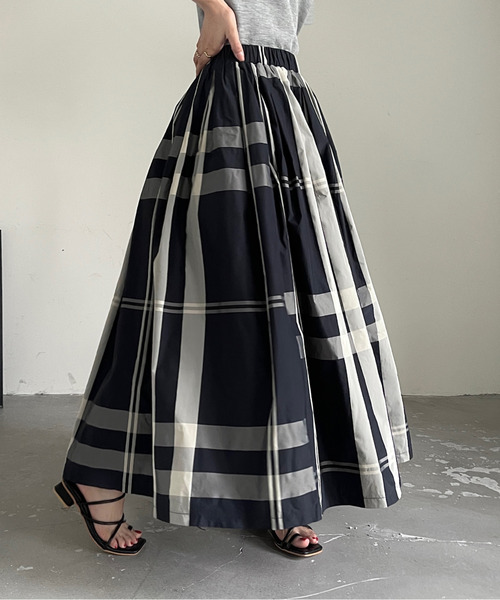 emi+（エミプラス）の「マルチチェックフレアスカート（スカート・レディース・ネイビー/ブラック/ベージュ/レッド/ブルー/オレンジ/グリーン/ブルーグリーン/イエロー/ライトブルー/グレー/モスグリーン・FREE）」の16枚目の写真