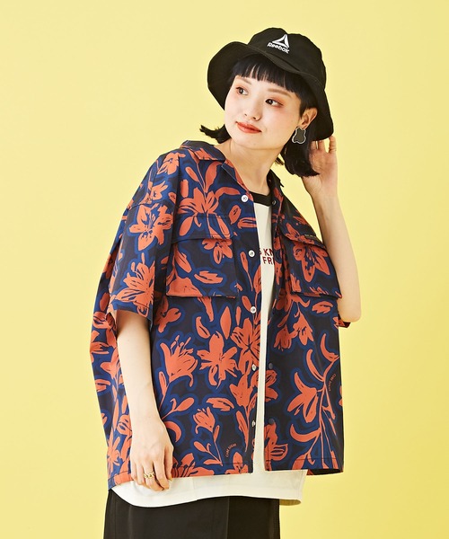 CUBE SUGAR（キューブシュガー）の「アクティブストレッチ総柄アウトドア半袖開襟シャツ（シャツ/ブラウス・レディース・カモフラージュ/オレンジ系その他/ネイビー×ホワイト・M）」の3枚目の写真