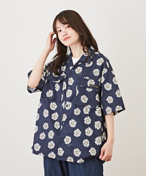 CUBE SUGAR（キューブシュガー）の「アクティブストレッチ総柄アウトドア半袖開襟シャツ（シャツ/ブラウス・レディース・カモフラージュ/オレンジ系その他/ネイビー×ホワイト・M）」の2枚目の写真