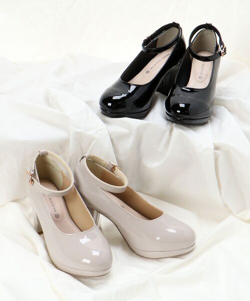 MAJESTIC LEGON(マジェスティックレゴン)の「雨でもフカフカレインパンプス(パンプス・レディース・ブラック/ベージュ・MEDIUM/LARGE/X-LARGE/SMALL)」の2枚目の写真