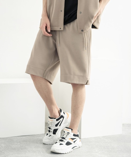 Rocky Monroe(ロッキーモンロー)の「カットジョーゼットリラックスストレッチ ワンタックワイドショートパンツ(その他パンツ・メンズ・ネイビー/ベージュ/ライトブルーグレー/杢グレー/ブラック/ホワイト・M/L/XL)」の5枚目の写真