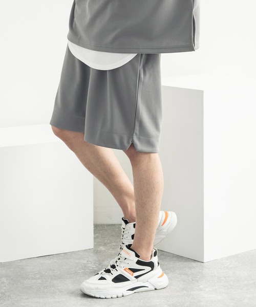 Rocky Monroe(ロッキーモンロー)の「カットジョーゼットリラックスストレッチ ワンタックワイドショートパンツ(その他パンツ・メンズ・ネイビー/ベージュ/ライトブルーグレー/杢グレー/ブラック/ホワイト・M/L/XL)」の4枚目の写真