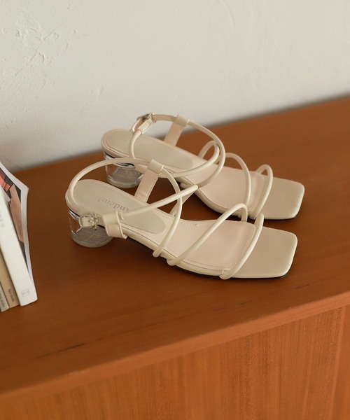 Andemiu（アンデミュウ）の「ナロークリアサンダル276770（サンダル・レディース・ホワイト/ブラック/ブラウン/ダークブラウン・SMALL/MEDIUM/LARGE）」の2枚目の写真