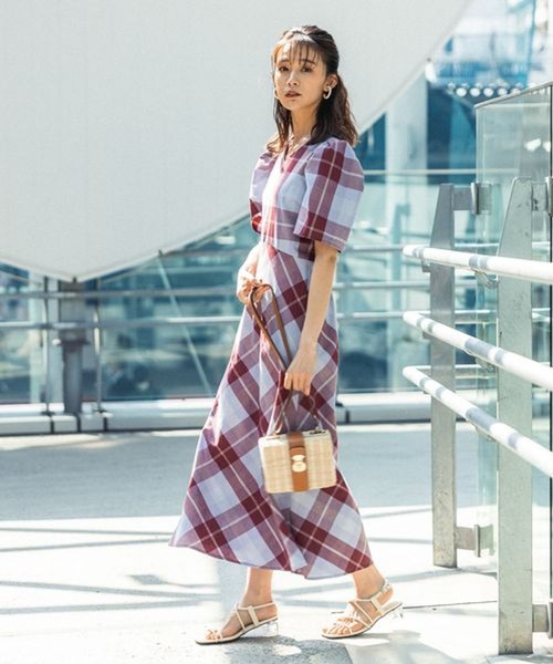 Andemiu（アンデミュウ）の「ナロークリアサンダル276770（サンダル・レディース・ホワイト/ブラック/ブラウン/ダークブラウン・SMALL/MEDIUM/LARGE）」の5枚目の写真