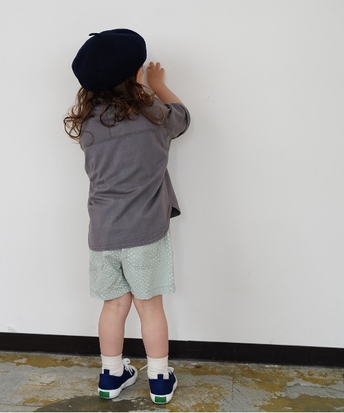 quoti use fith（クゥオティ　ユース　フィス）の「ベーシック天竺 BIG フットボール 半袖 Tシャツ（Tシャツ/カットソー・キッズ・ブルー/チャコールグレー/ホワイト・110/90/100/120/130/80）」の13枚目の写真