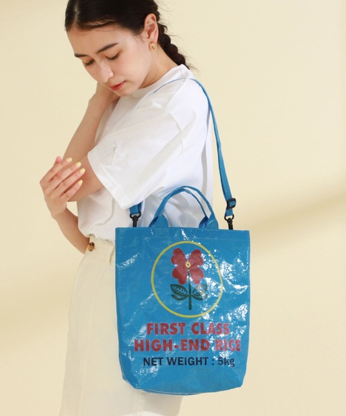 Ray BEAMS（レイビームス）の「wiffle × Ray BEAMS / 別注 ライスシート バッグ（トートバッグ・レディース・ライトブルー/その他/その他1/イエロー・ONE SIZE）」の2枚目の写真