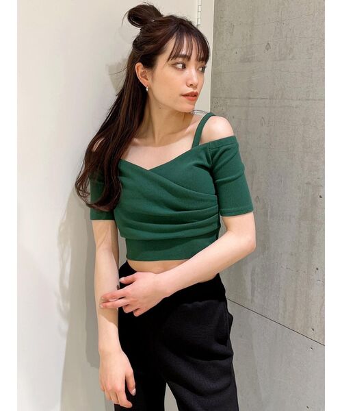 GYDA（ジェイダ）の「ハーフスリーブ2WAYカシュクールデザイントップス（Tシャツ/カットソー・レディース・ブラック/オフホワイト/グリーン・FREE）」の4枚目の写真
