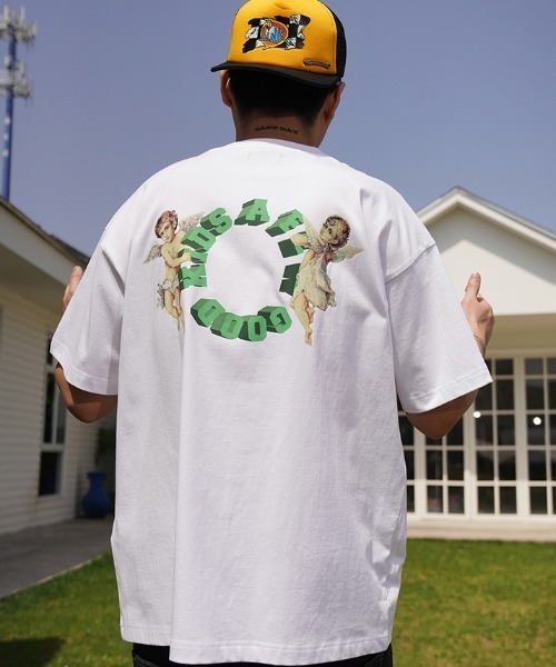 A FEW GOOD KIDS(ア フュー グッド キッズ)の「A'GEM/9 × .kom『A FEW GOOD KIDS/ア フュー グッド キッズ』ANGEL CIRCLE LOGO T-shirt/エンジェル 3Dサークルロゴ ベーシック 半袖Tシャツ(Tシャツ/カットソー・メンズ・ホワイト/ブラック・M/L)」の8枚目の写真